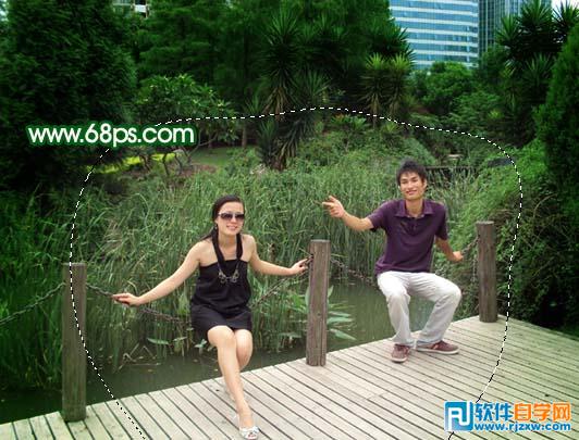 Photoshop简单调出墨绿外景人物照片 - 1 - 软件