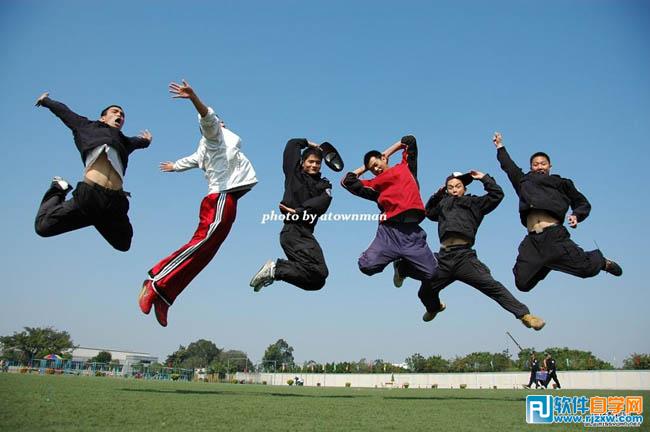 PS合成创意的服装广告 - 1 - 软件自学网