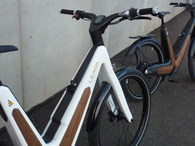 leaos太阳能电动自行车