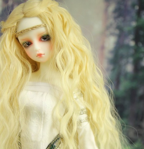 非常漂亮的芭比公主娃娃