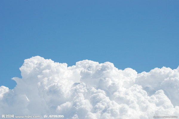 4,其余云素材也如是抠出.